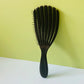Holling out straight hair fluffy comb