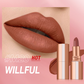 💄 24u matte lippenstift – blijft zitten, voelt licht en droogt niet uit, de hele dag perfect.