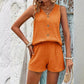 💥【LIMITED TIME 50% OFF】🔥 Gerimpelde V-hals Top + Korte Broek Set | Ademende Gekreukelde Stof | Imitatiehouten Knopen | Elastische Taille Short | 8 Kleuren S-XXL