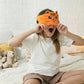 🥳 2026 HOTTE VERKOOP 🥳💞 Meer dan 50.000 verkocht! 🎧😴 Bluetooth-hoofdband voor kinderen – 2-in-1: zachte hoofdband en slaapmasker. Perfect voor reizen of dutjes. 🧸✨