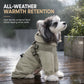 ✨ Alsof je hond een warme regenjas op maat krijgt! Gewatteerd, waterdicht en met handige riemringen – klaar voor herfst en winter.
